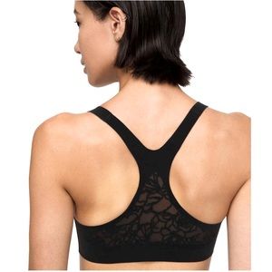 NWT lululemon Regenerate Bra in Black size Small A/B cup